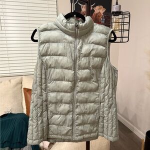 Women's Light Gray Puffer Vest